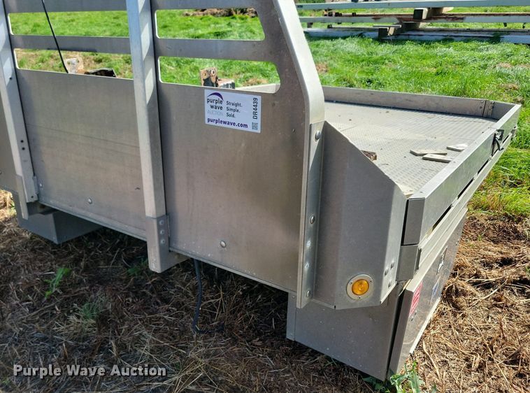 image for item DR4439 EBY 1100 flatbed