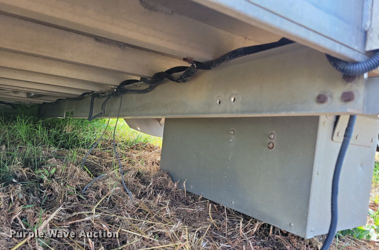 image for item DR4439 EBY 1100 flatbed