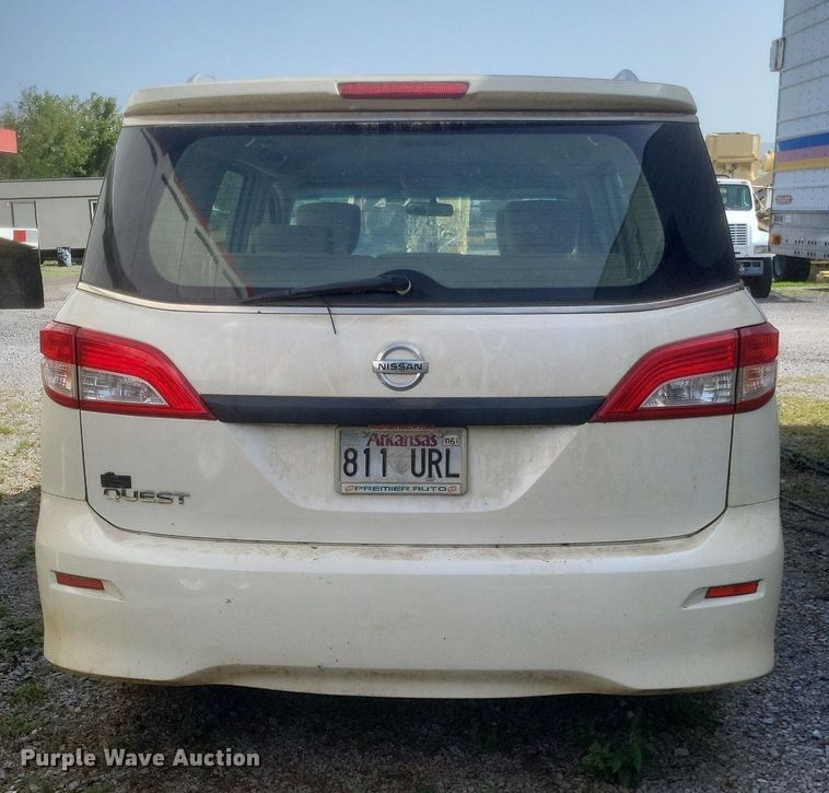 image for item DR4936 2015 Nissan  Quest  van