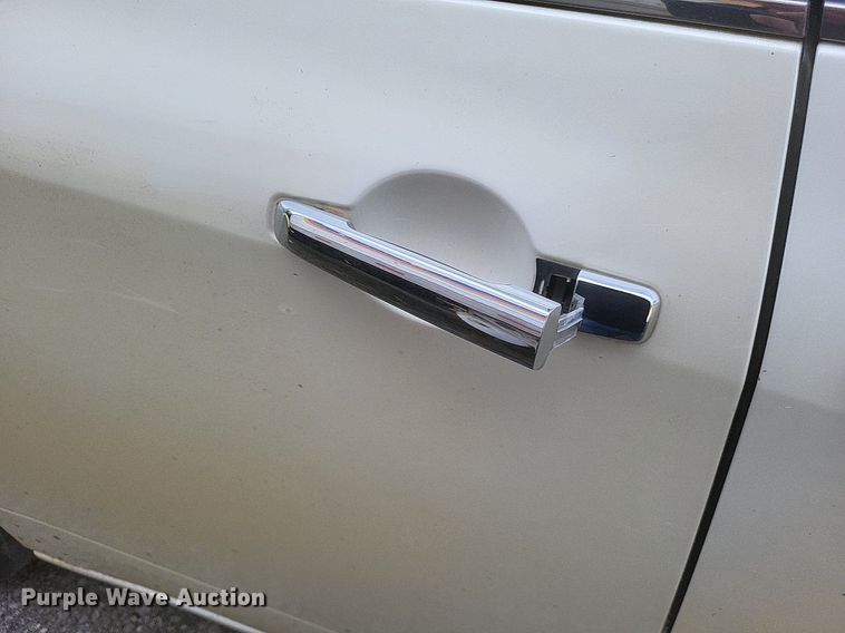 image for item DR4936 2015 Nissan  Quest  van