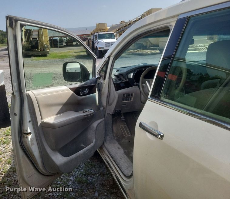 image for item DR4936 2015 Nissan  Quest  van