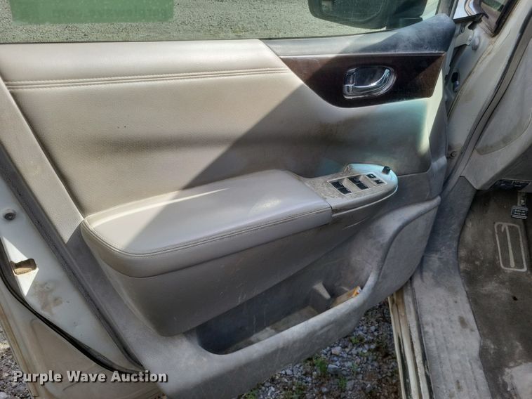 image for item DR4936 2015 Nissan  Quest  van