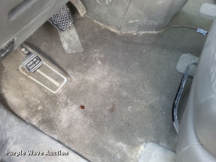 image for item DR4936 2015 Nissan  Quest  van