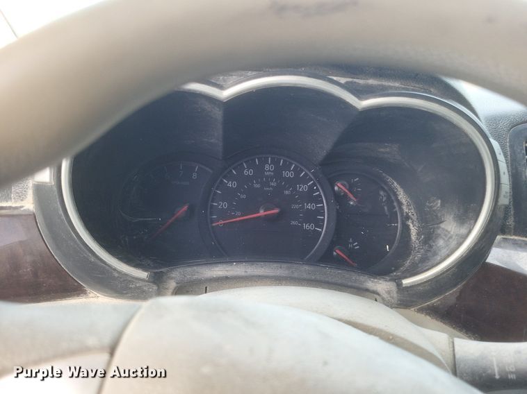 image for item DR4936 2015 Nissan  Quest  van