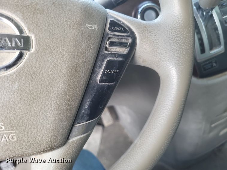 image for item DR4936 2015 Nissan  Quest  van