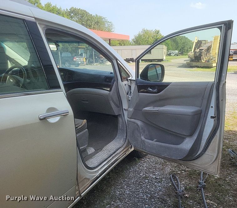 image for item DR4936 2015 Nissan  Quest  van