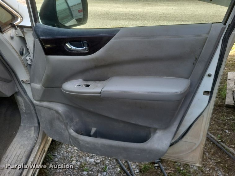 image for item DR4936 2015 Nissan  Quest  van