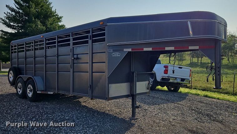 image for item DR8748 2016 Calico Trailers livestock trailer