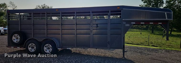 image for item DR8748 2016 Calico Trailers livestock trailer