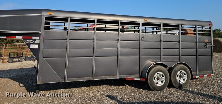 image for item DR8748 2016 Calico Trailers livestock trailer