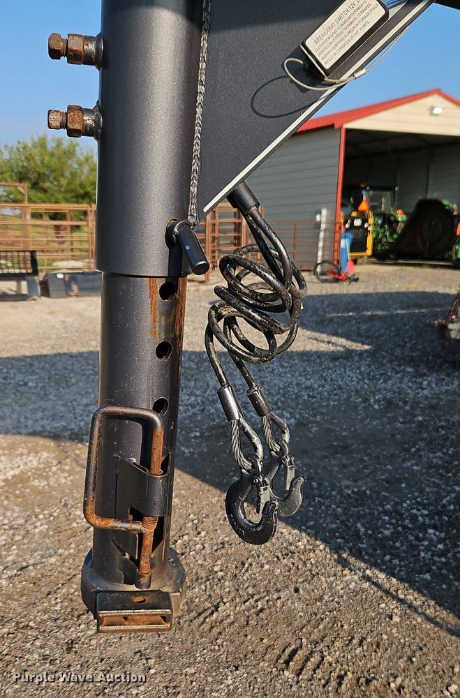 image for item DR8748 2016 Calico Trailers livestock trailer