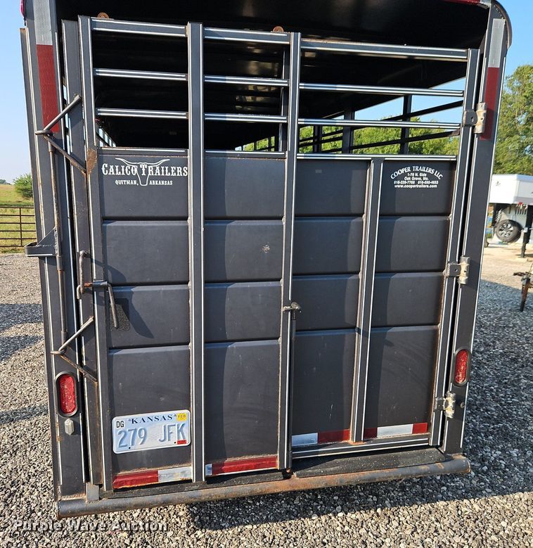 image for item DR8748 2016 Calico Trailers livestock trailer
