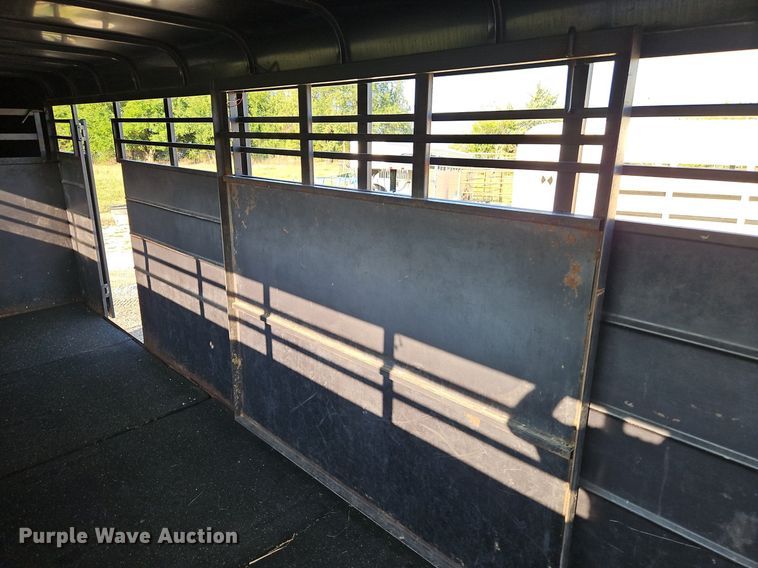 image for item DR8748 2016 Calico Trailers livestock trailer