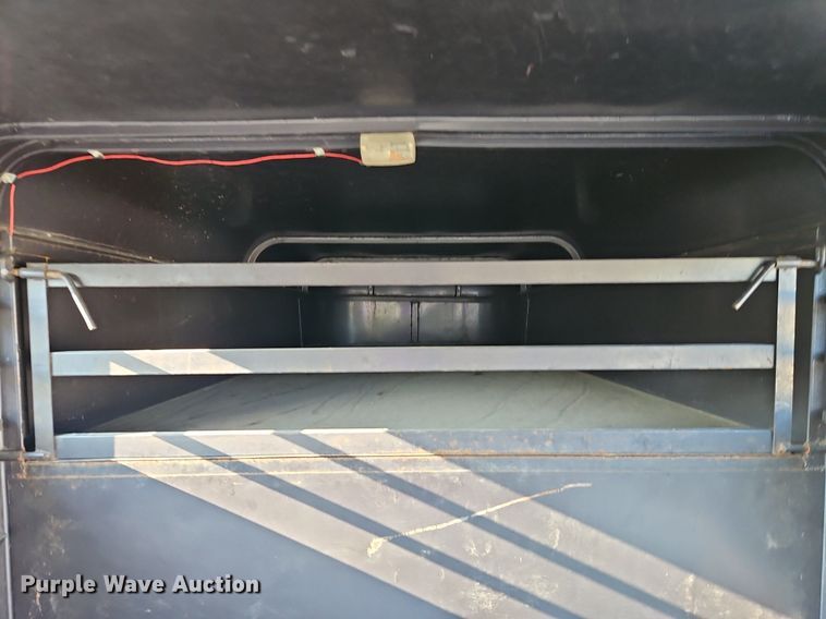 image for item DR8748 2016 Calico Trailers livestock trailer