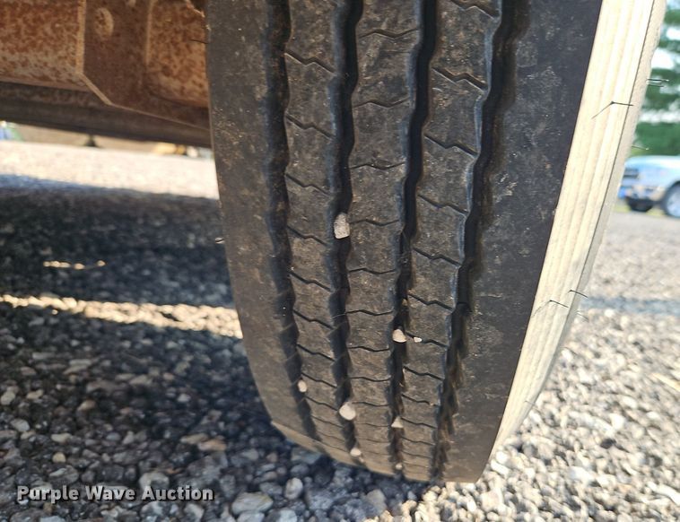 image for item DR8748 2016 Calico Trailers livestock trailer