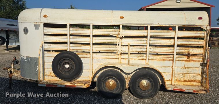 image for item DR8749 1978 W.W Trailer livestock trailer