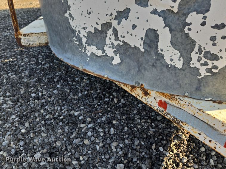 image for item DR8749 1978 W.W Trailer livestock trailer