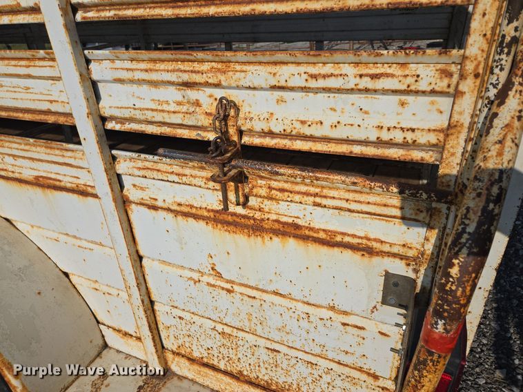 image for item DR8749 1978 W.W Trailer livestock trailer