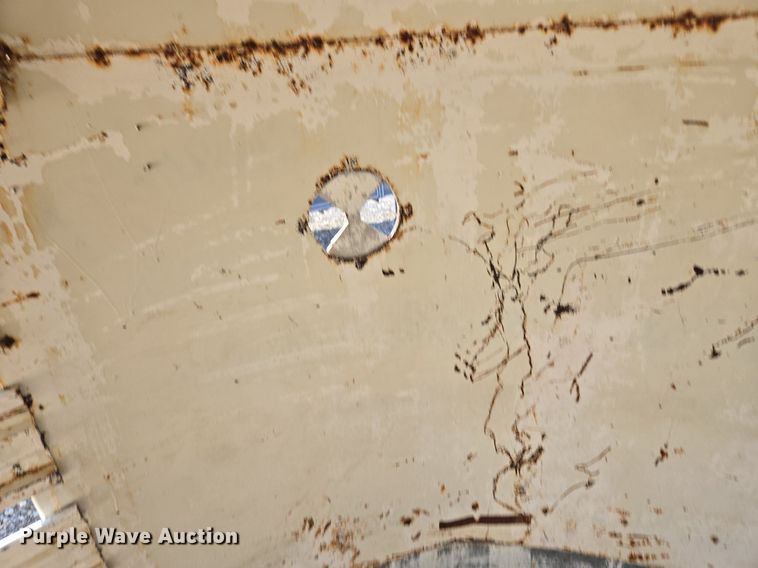 image for item DR8749 1978 W.W Trailer livestock trailer