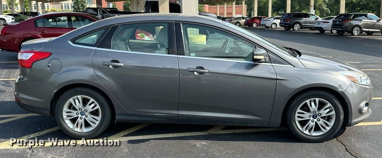 image for item DS4242 2012 Ford Focus SEL 