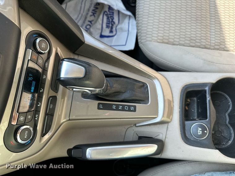 image for item DS4242 2012 Ford Focus SEL 