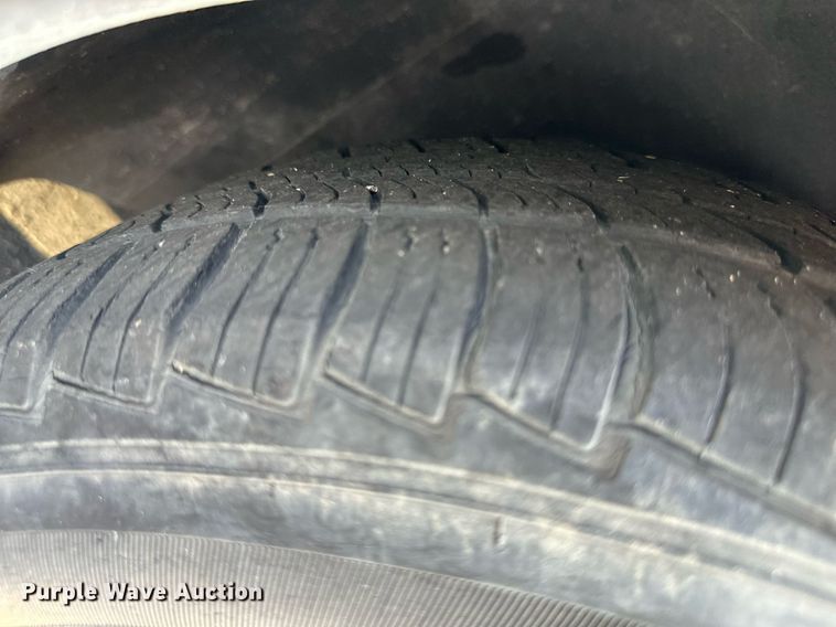 image for item DS4242 2012 Ford Focus SEL 