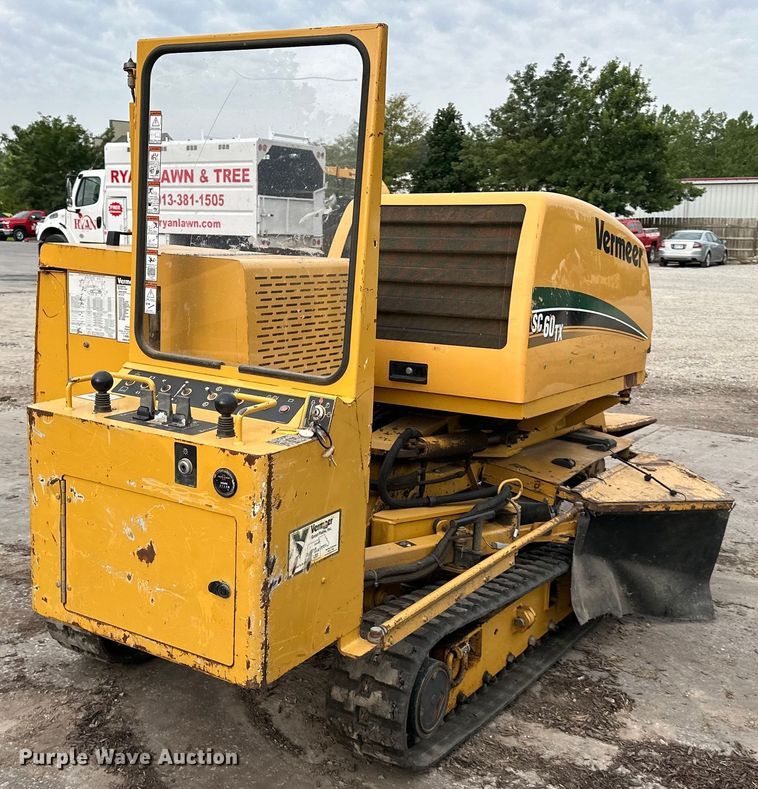 image for item DS4251 2018 Vermeer SC60TX stump grinder