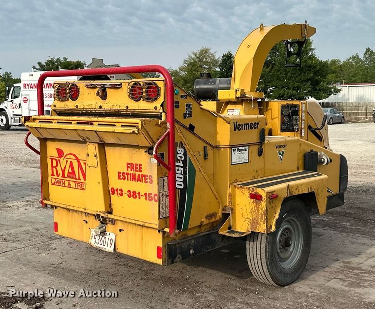 image for item DS4252 2010 Vermeer  BC1500 wood chipper