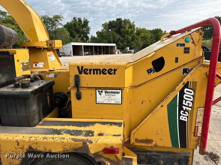 image for item DS4252 2010 Vermeer  BC1500 wood chipper
