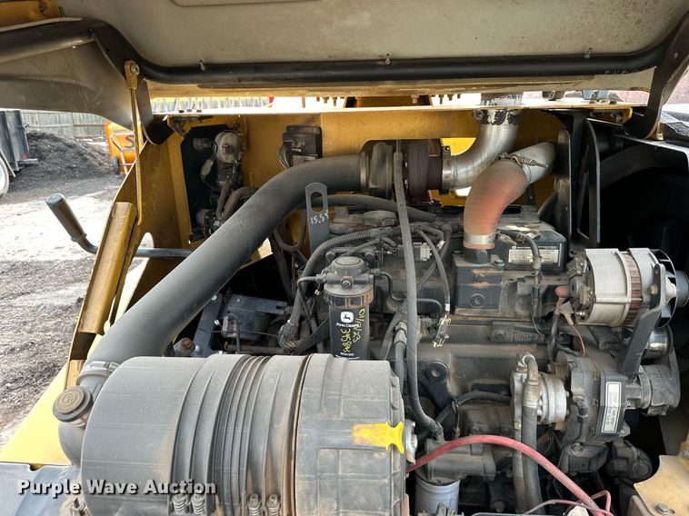 image for item DS4252 2010 Vermeer  BC1500 wood chipper