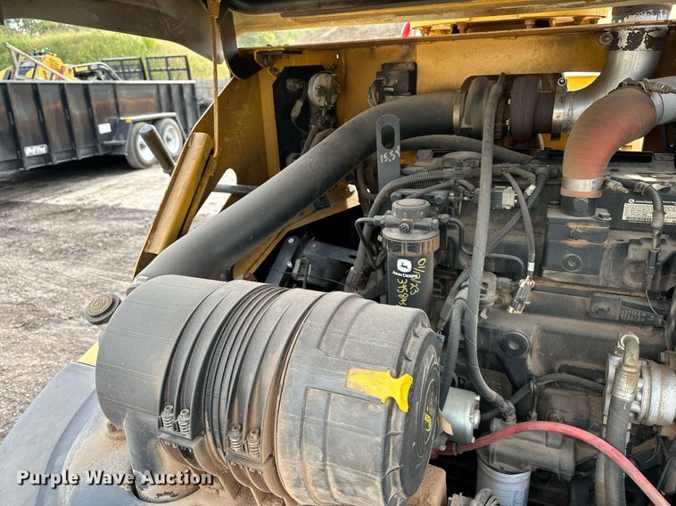 image for item DS4252 2010 Vermeer  BC1500 wood chipper