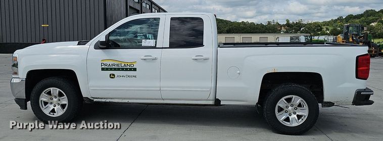 image for item DS4709 2018 Chevrolet Silverado 1500 Double Cab pickup truck