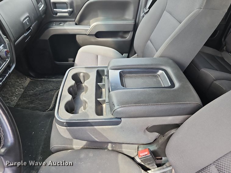 image for item DS4709 2018 Chevrolet Silverado 1500 Double Cab pickup truck