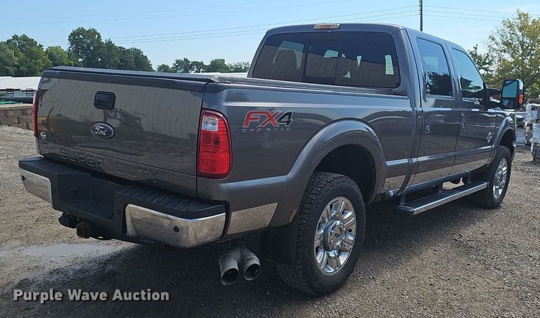 image for item DS4712 2012 Ford F350 Super Duty Lariat Crew Cab pickup truck