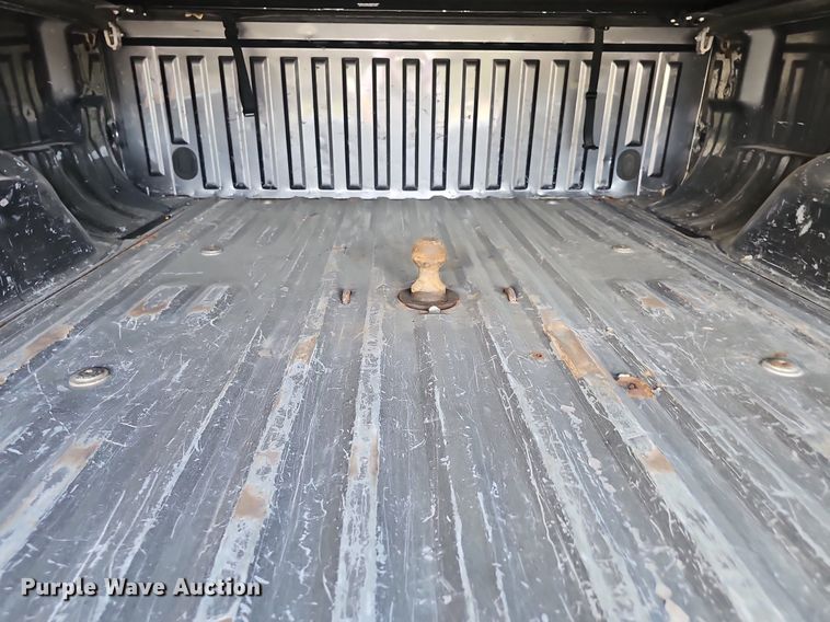 image for item DS4712 2012 Ford F350 Super Duty Lariat Crew Cab pickup truck