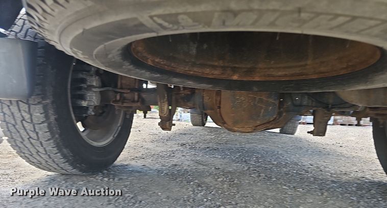 image for item DS4712 2012 Ford F350 Super Duty Lariat Crew Cab pickup truck