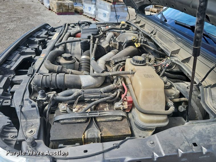 image for item DS4712 2012 Ford F350 Super Duty Lariat Crew Cab pickup truck