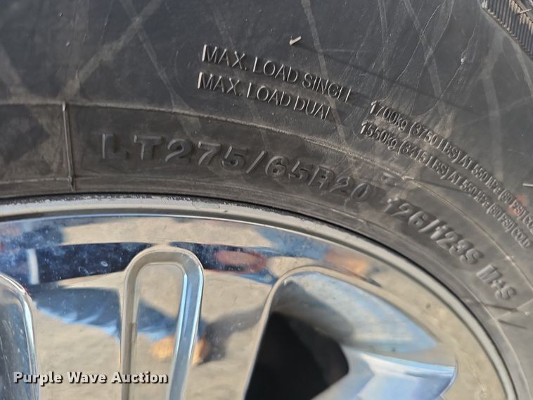 image for item DS4712 2012 Ford F350 Super Duty Lariat Crew Cab pickup truck