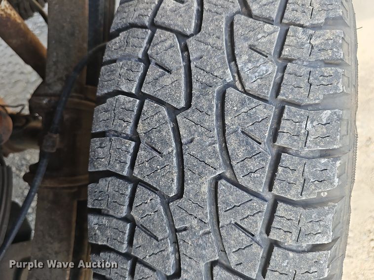 image for item DS4712 2012 Ford F350 Super Duty Lariat Crew Cab pickup truck