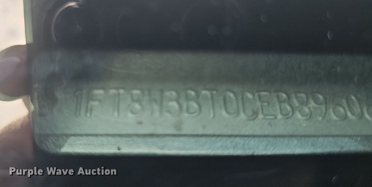 image for item DS4712 2012 Ford F350 Super Duty Lariat Crew Cab pickup truck