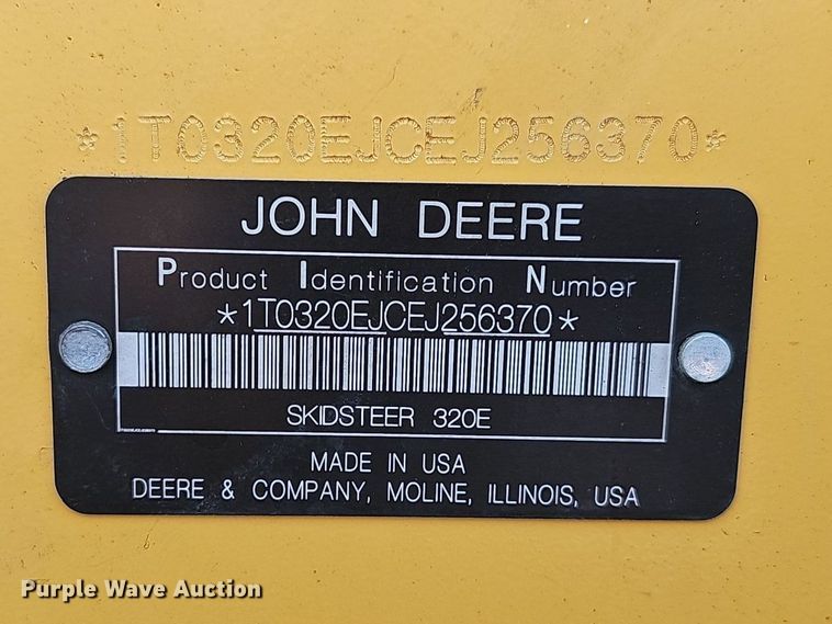 image for item DS4713 2014 John Deere 320E skid steer loader