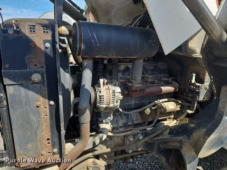 image for item DS4714 Bobcat CT445 MFWD tractor