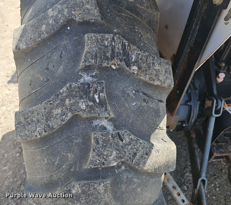 image for item DS4714 Bobcat CT445 MFWD tractor