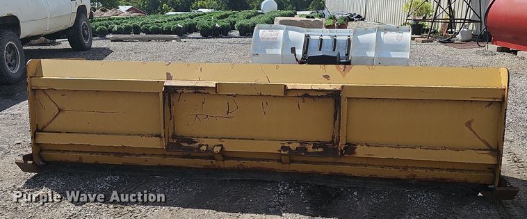 image for item DS4715 Skid steer snow pusher