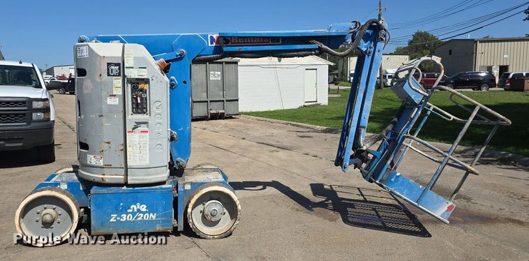 image for item DS4742 2000 Genie Z-30/20N vertical lift