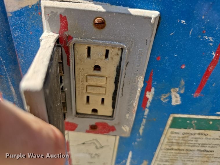 image for item DS4742 2000 Genie Z-30/20N vertical lift