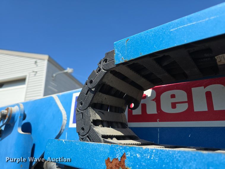 image for item DS4742 2000 Genie Z-30/20N vertical lift