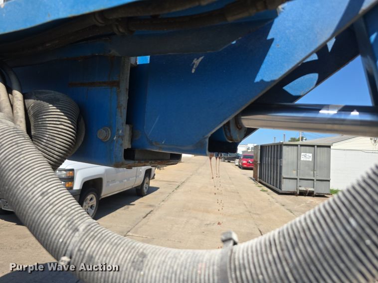 image for item DS4742 2000 Genie Z-30/20N vertical lift