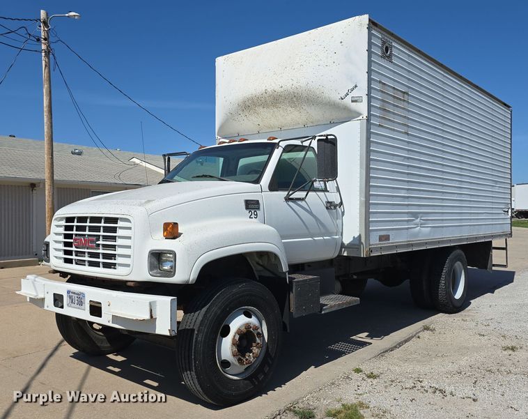 image for item DS4743 2000 GMC C6500 box truck