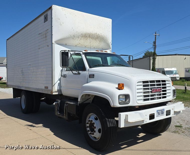 image for item DS4743 2000 GMC C6500 box truck